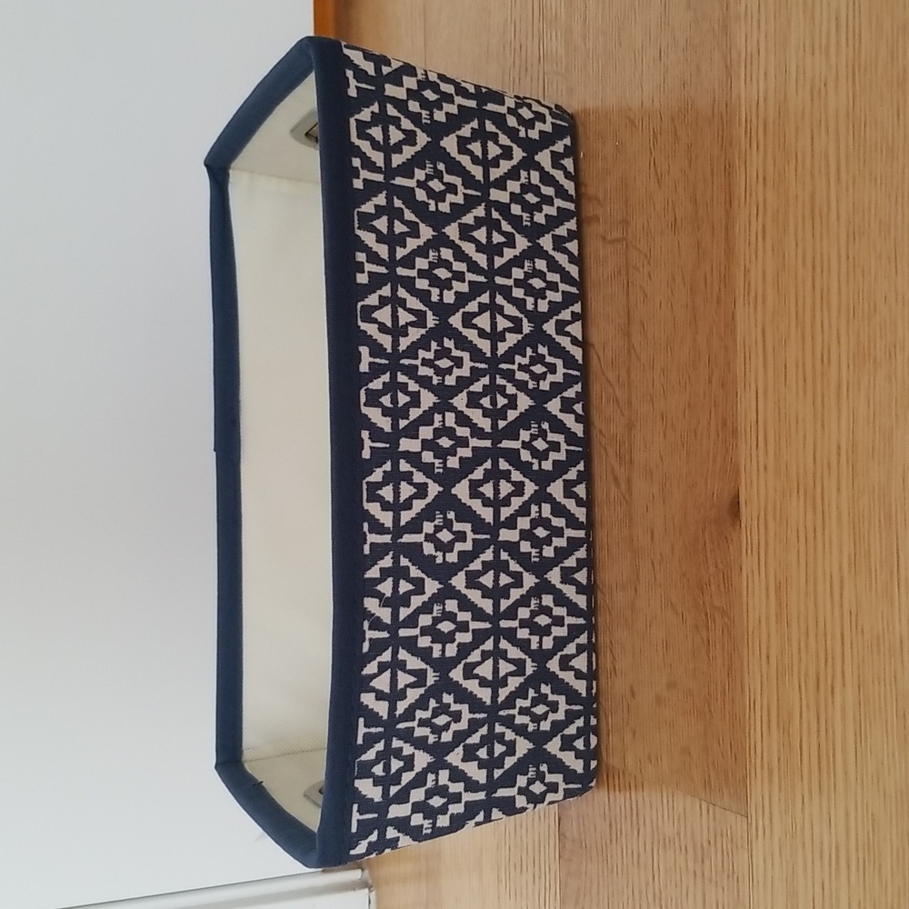 ⭐ 2/$10 Small Cream and Blue Storage Tote
